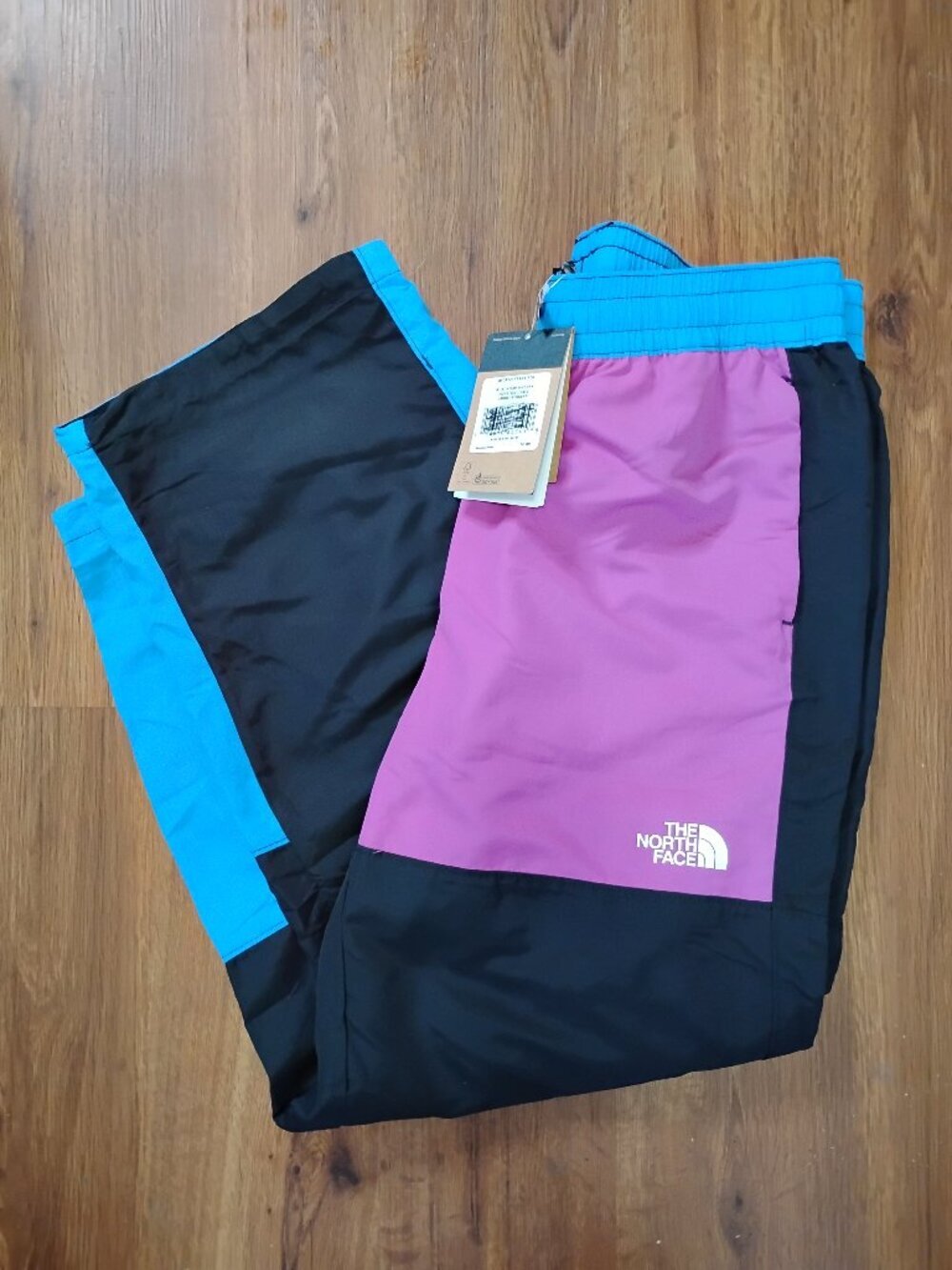 NWT North Face Nylon Easy Pan Wind Pants Joggers Water Repellent